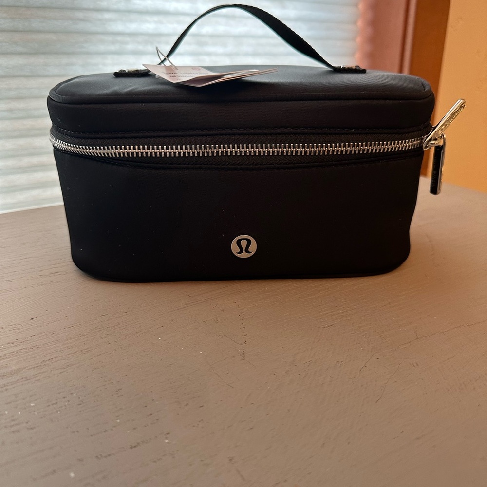 lululemon athletica Black Toiletry Bag